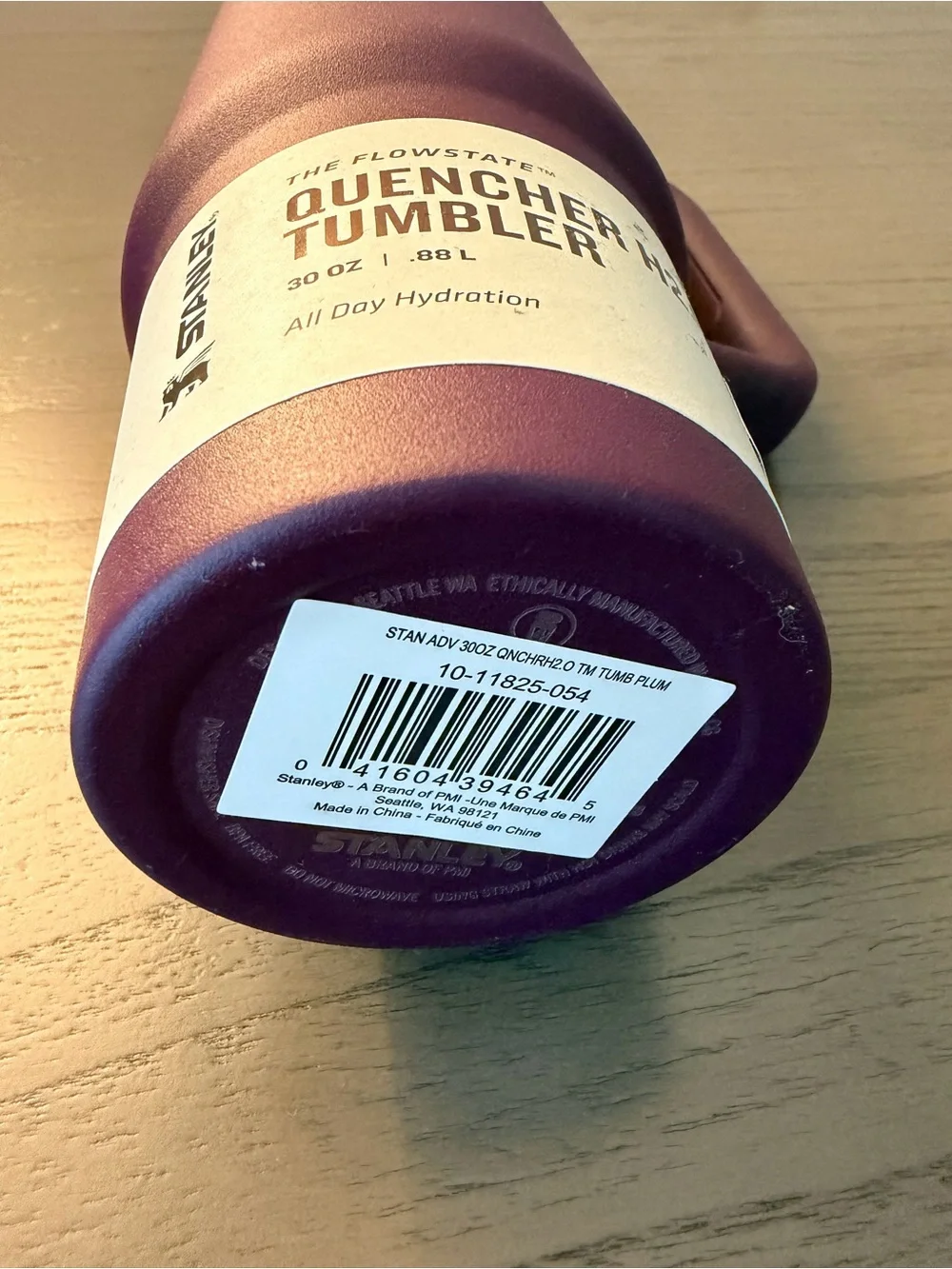 Stanley 30 oz Quencher Tumbler - Picture 3 of 9